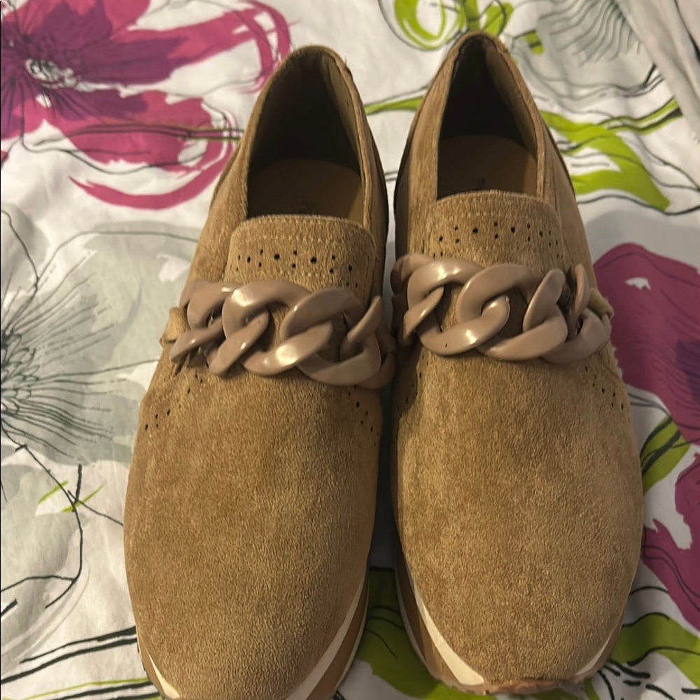 Pierre Dumas Tan Suede Loafers with Chain Detail
